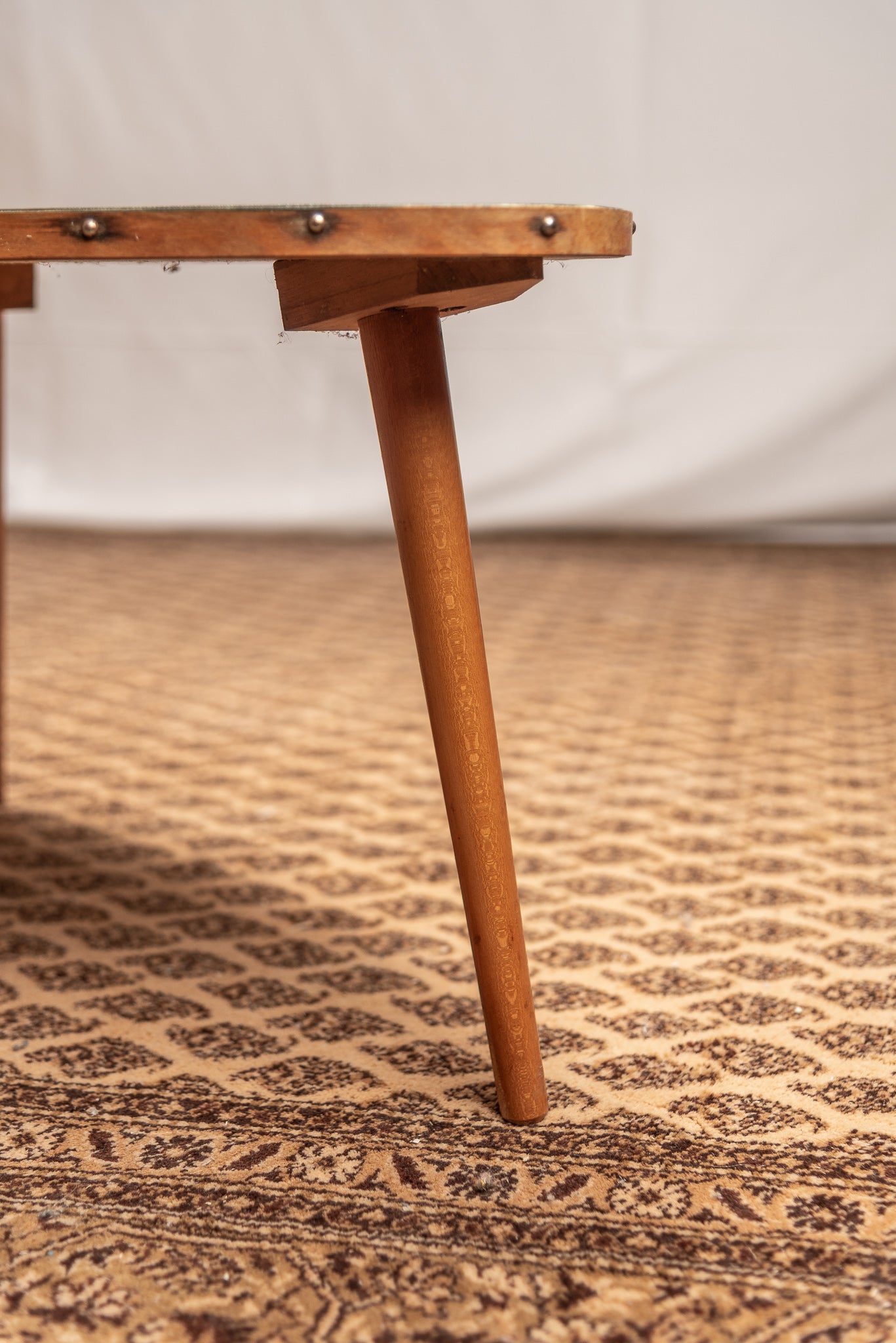 Mid-Century Blumentisch