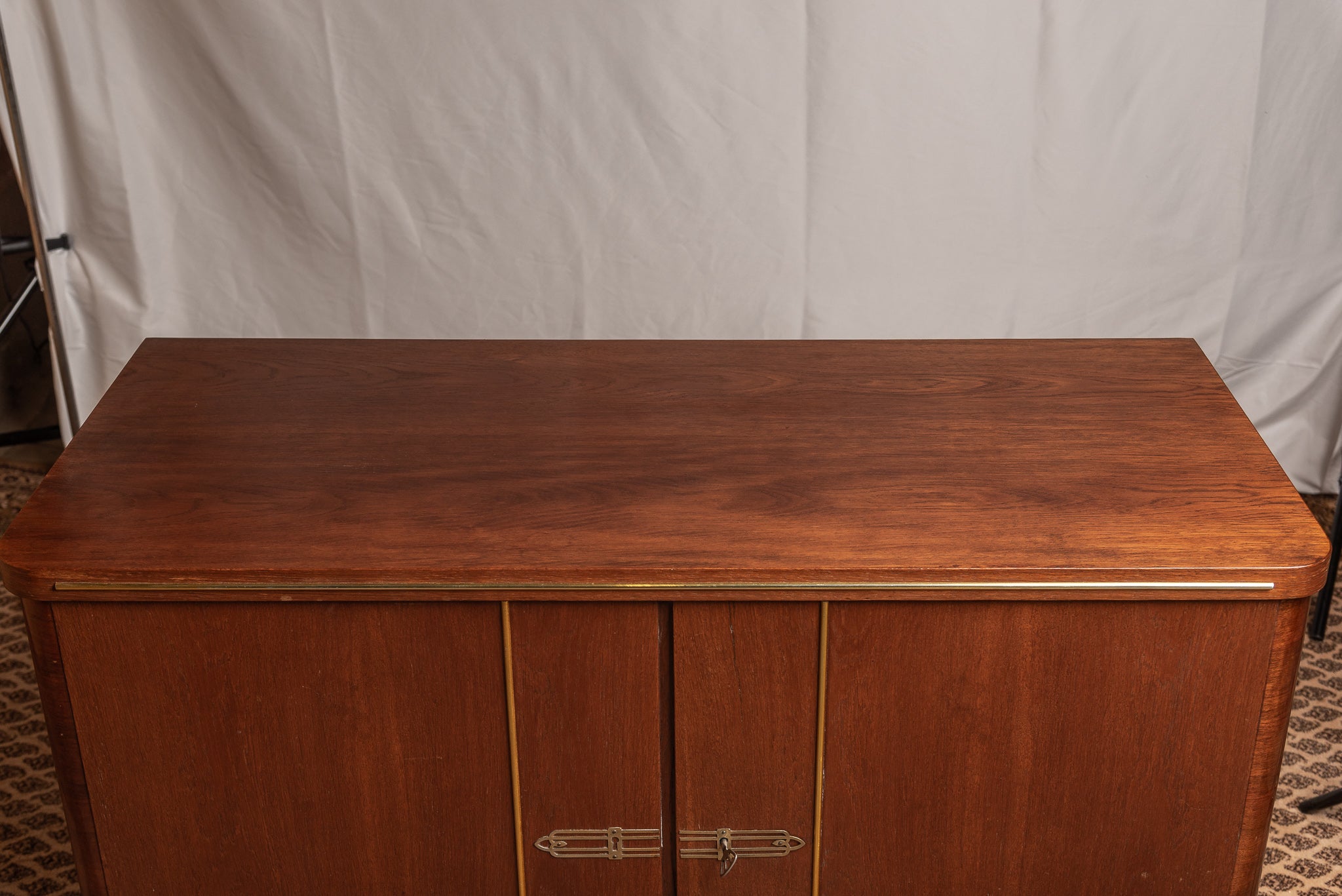 Midcentury Kommode Messing