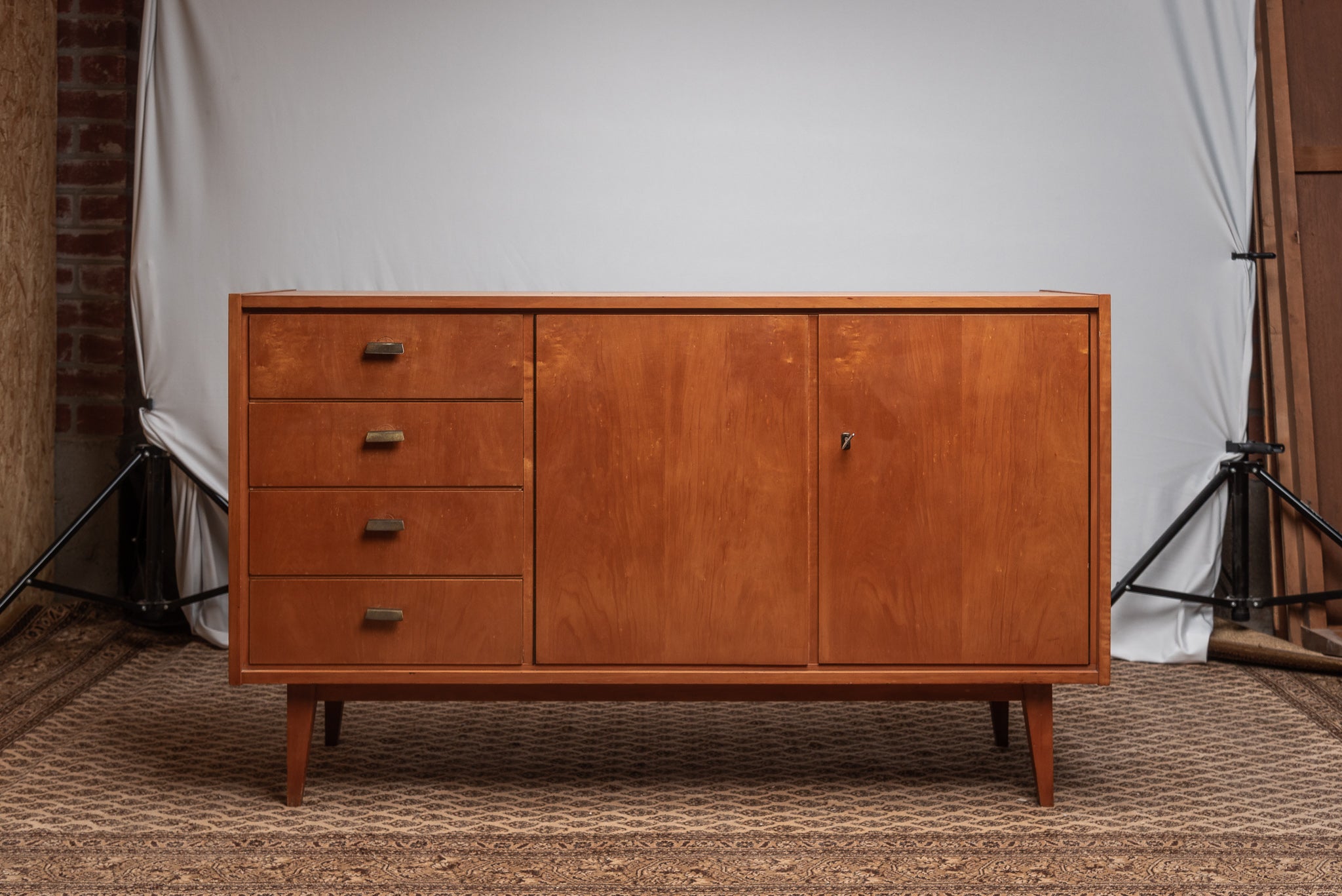 Sideboard mit Schubfächer - Ahorn