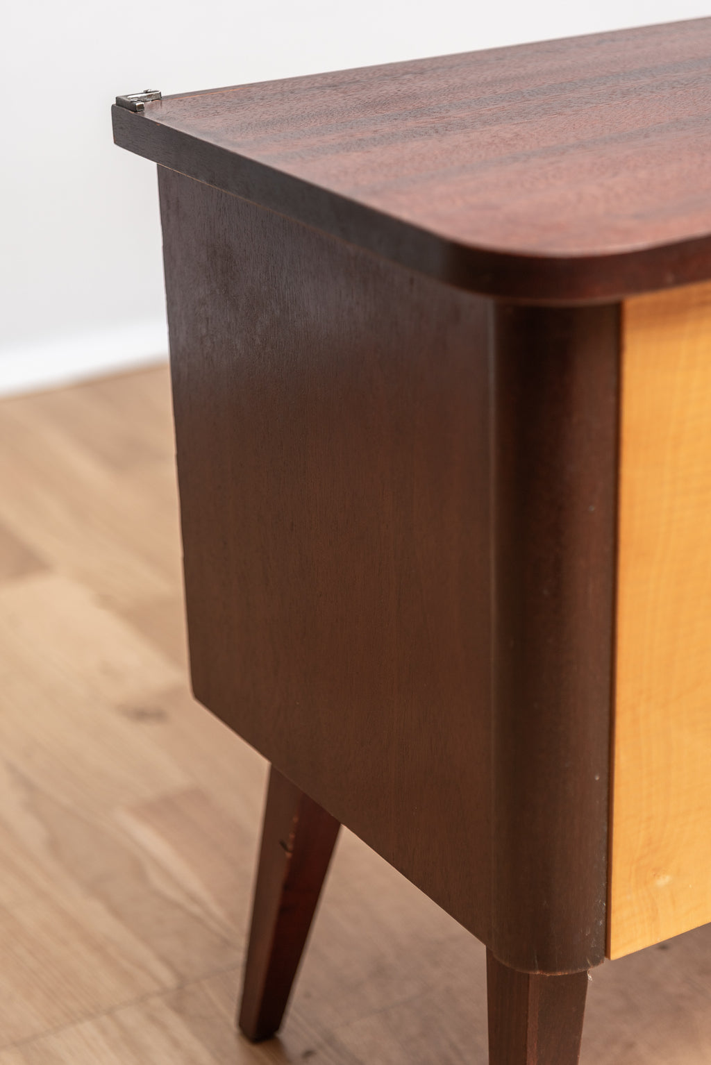 Mid Century Nachttisch Ablage Schrank Konisch Füße